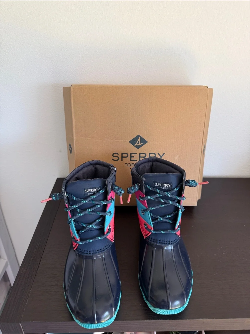NWT SPERRY TOP-SIDER Size 1 SALTWATER NAVY/MULTICOLOR DUCK BOOTS